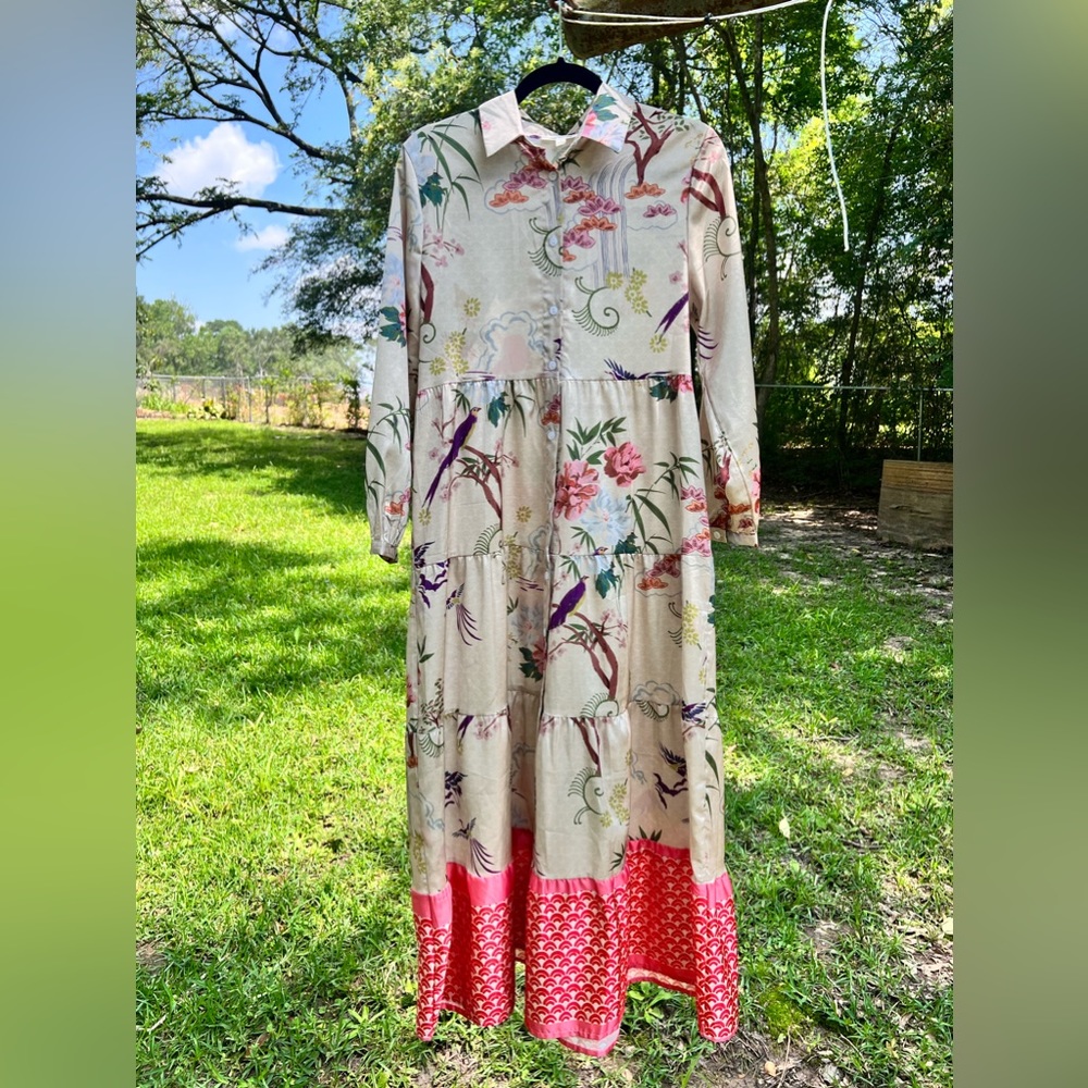 Pretty colorful dress with purple birds on it! Brand: Pink Ripple